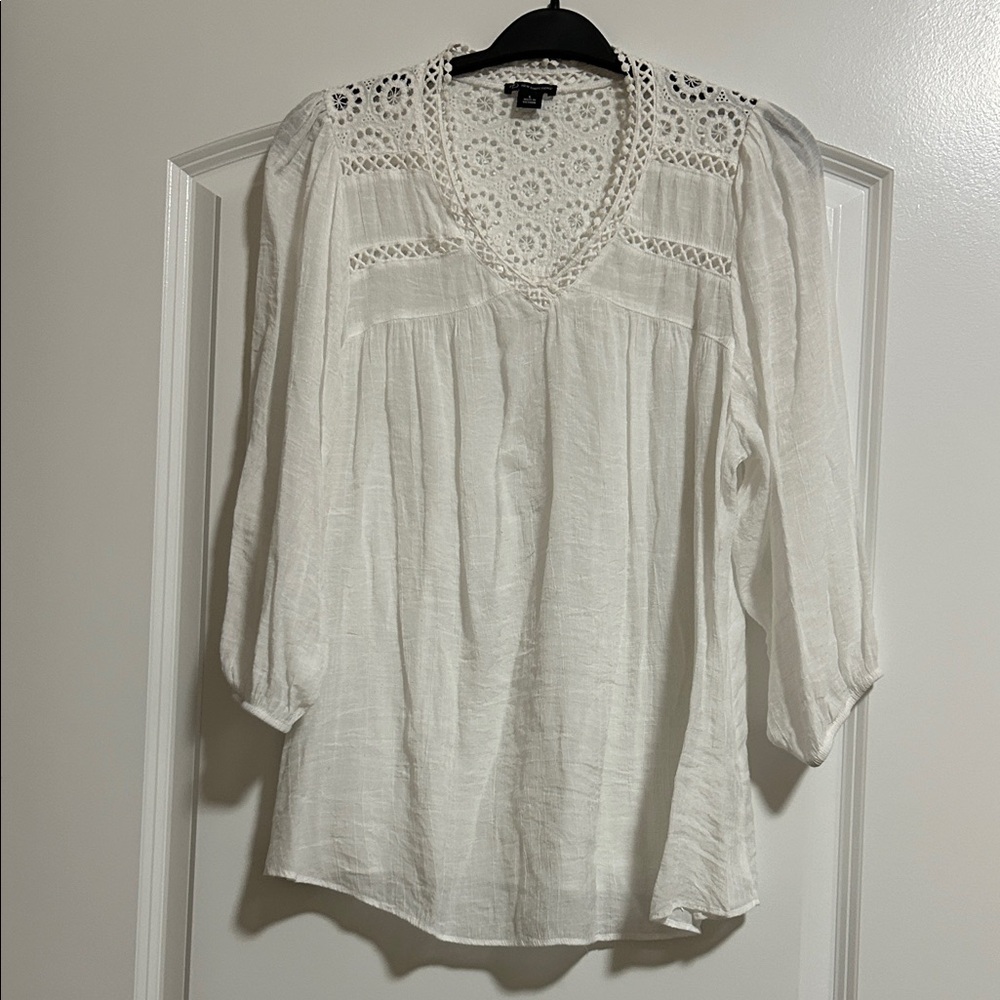 New Directions Cream Lace Blouse